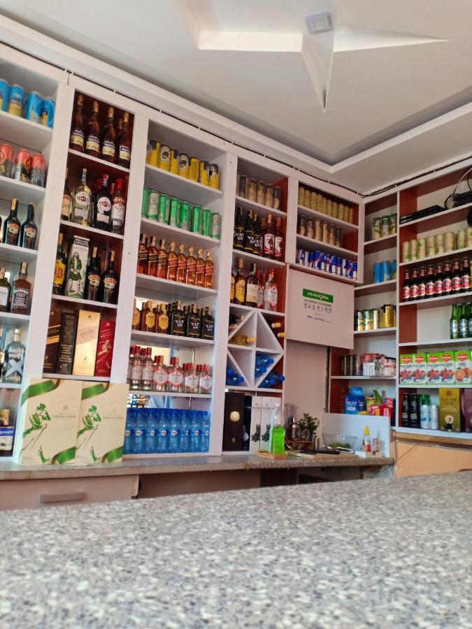 ניירי The Peak Meadows Hotel מראה חיצוני תמונה